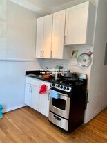 74 Willow St, Unit 2B in Cambridge, MA - Building Photo