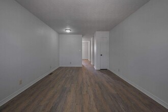 103 Naydonlin Dr in Columbia, TN - Building Photo - Building Photo