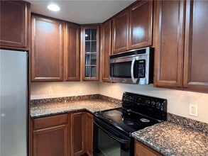 2047 Panstone Ct SW in Marietta, GA - Building Photo - Building Photo