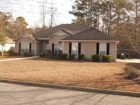 4627 Foxborough Ave in Valdosta, GA - Building Photo