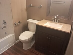 6204 Little Valley Way in Alexandria, VA - Building Photo - Building Photo