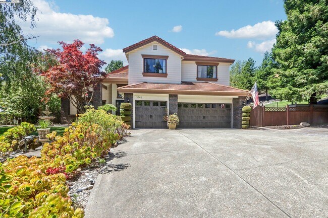 3745 Deer Trail Ct in Danville, CA - Building Photo - Building Photo