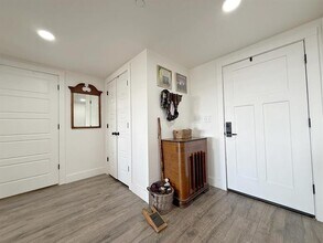 101 E Main St-Unit -216 in Denison, TX - Building Photo - Building Photo
