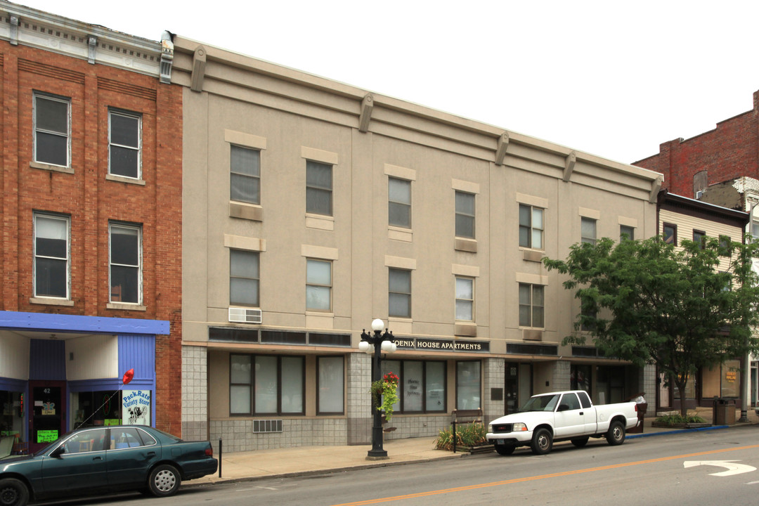 Phoenix House Apartments in Winchester, KY - Building Photo