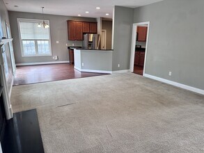 114 Hills Lorough Loop in Jacksonville, NC - Building Photo - Building Photo