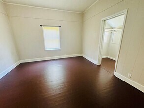 612 Noles Dr in Mount Holly, NC - Building Photo - Building Photo