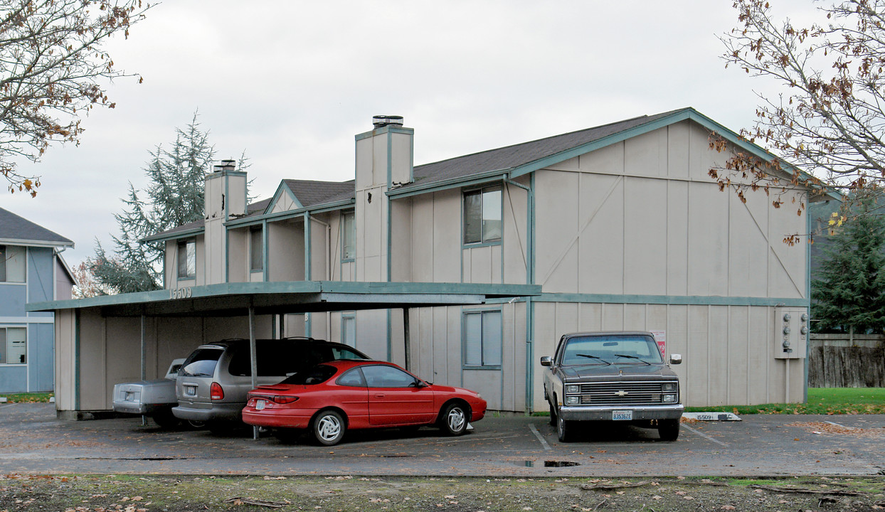 15509 Washington St in Sumner, WA - Building Photo