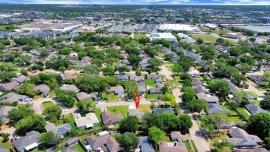 10707 Shannon Hills Dr in Houston, TX - Building Photo - Building Photo