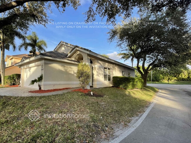 2880 NW 68th Ln in Margate, FL - Building Photo - Building Photo