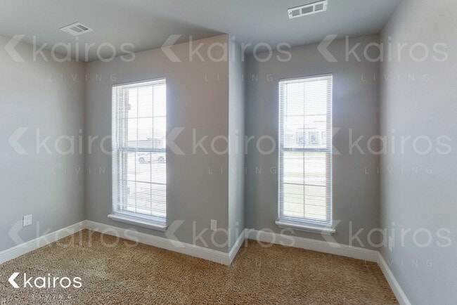6010 NW Meade St in Bentonville, AR - Building Photo - Building Photo