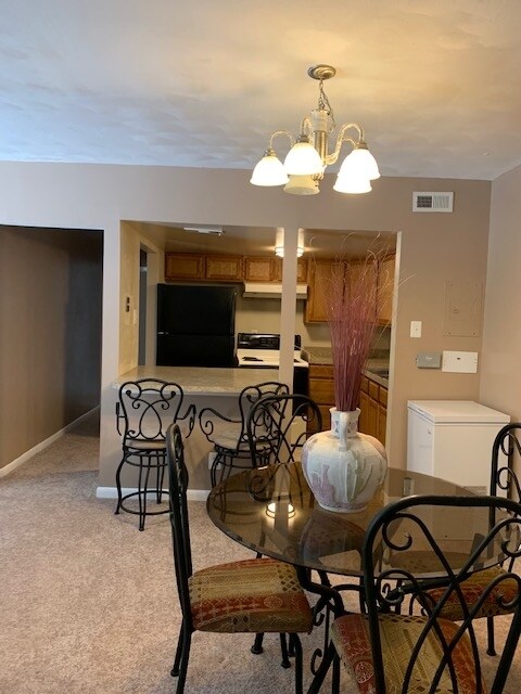 10101 Prince Pl in Largo, MD - Building Photo - Building Photo