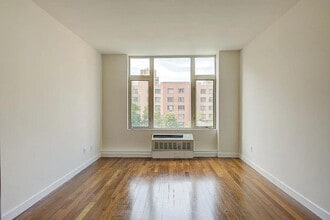 161 E 110th St in New York, NY - Building Photo - Building Photo