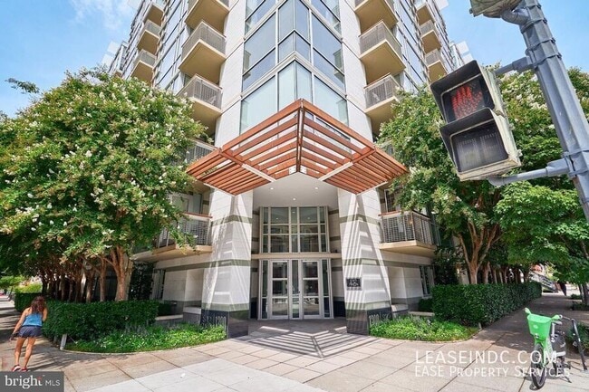 1300 13th St NW in Washington, DC - Building Photo - Building Photo