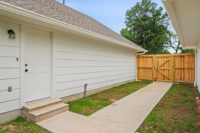 property at 25804 Maplewood Dr
