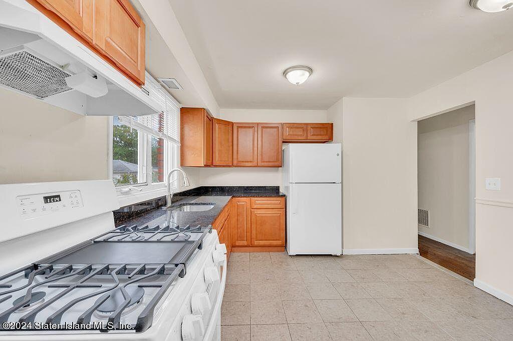 2950 Randall Ave in Bronx, NY - Building Photo
