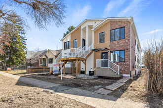 9841-9874 74 Ave NW in Edmonton, AB - Building Photo - Building Photo