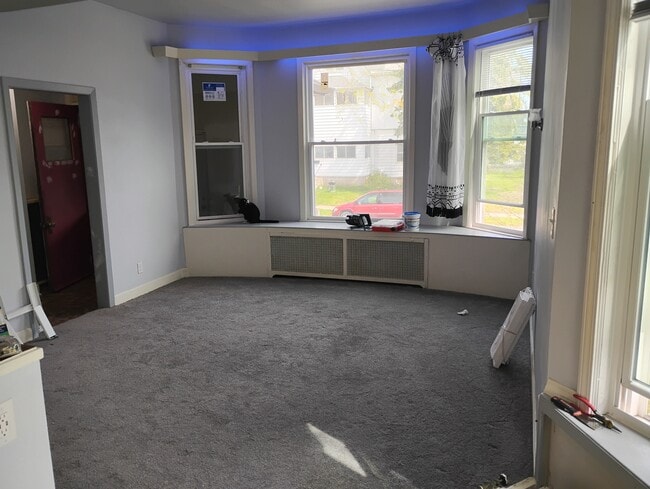 2301-2303 W McKinley Ave, Unit 1BR Lower