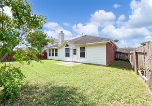 3722 Primrose Trace Ln in Spring, TX - Foto de edificio - Building Photo