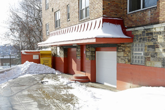 Ruth Gardens in Squirrel Hill, PA - Foto de edificio - Building Photo