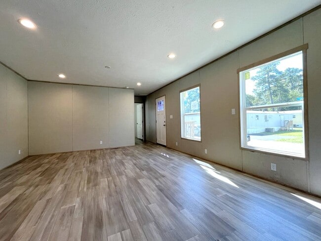 property at 3110 Victory Dr