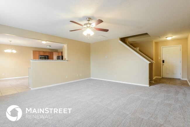 944 Shenandoah Way in Greenwood, IN - Foto de edificio - Building Photo