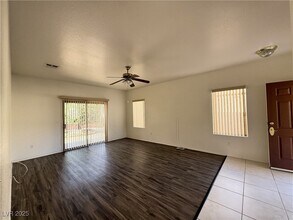 2152 Indigo Creek Ave in Henderson, NV - Building Photo - Building Photo