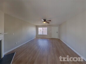 747 Markham Cir in Moore, SC - Building Photo - Building Photo