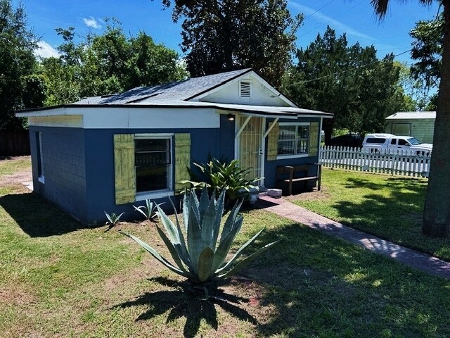 5201 Dodge Rd in Jacksonville, FL - Foto de edificio