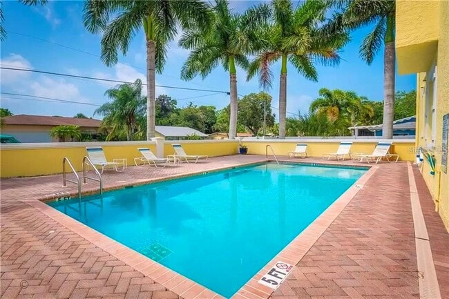 8920 Duval Lane in Sarasota, FL - Building Photo - Building Photo
