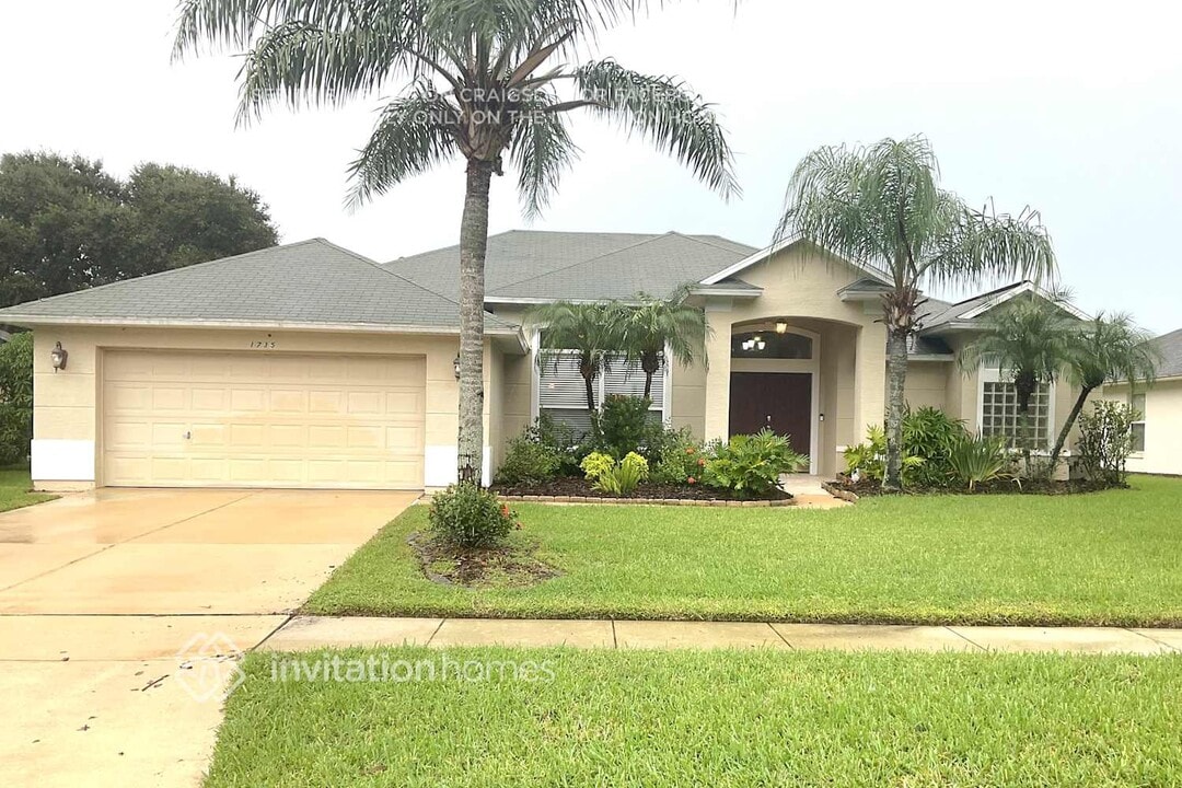 1735 Creekwater Blvd in Port Orange, FL - Building Photo
