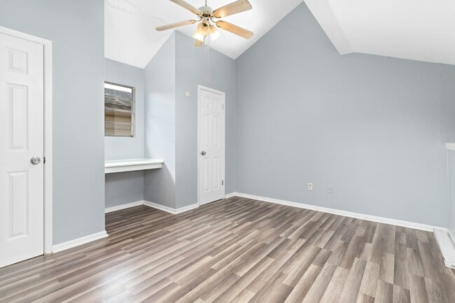 1176 Oregon Ave in Beaumont, TX - Building Photo - Building Photo