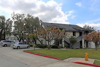 Cobblestone Park Apartments in El Cajon, CA - Building Photo - Building Photo