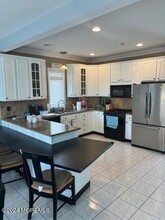 176 Royal Dr in Brick, NJ - Building Photo - Building Photo