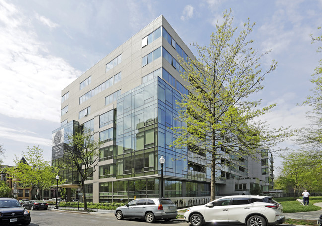 2501 M St NW in Washington, DC - Foto de edificio - Building Photo