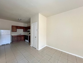3110 Potomac Loop in Laredo, TX - Building Photo - Building Photo