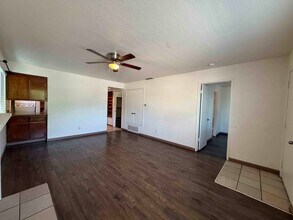 5609 Odea Dr in Sacramento, CA - Building Photo - Building Photo