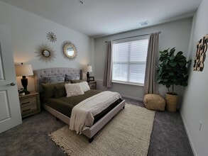 Union Summit in Harrisburg, PA - Foto de edificio - Building Photo