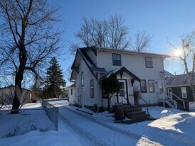 1005 S 6th St in Brainerd, MN - Building Photo