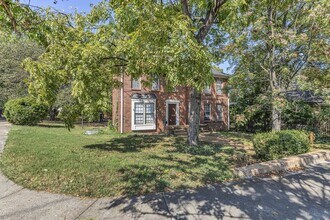 1933 18th Ave S in Nashville, TN - Building Photo - Building Photo