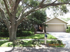 3002 Bent Creek Dr in Valrico, FL - Building Photo - Building Photo