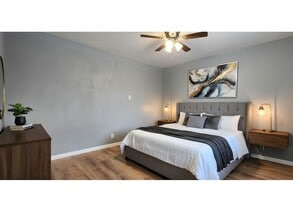 3749 Lazy River Dr in Sealy, TX - Foto de edificio - Building Photo