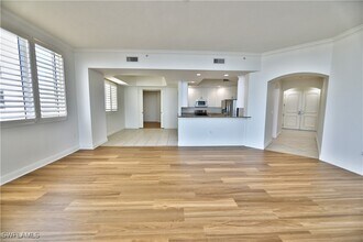 2104 W First St in Ft. Myers, FL - Building Photo - Building Photo