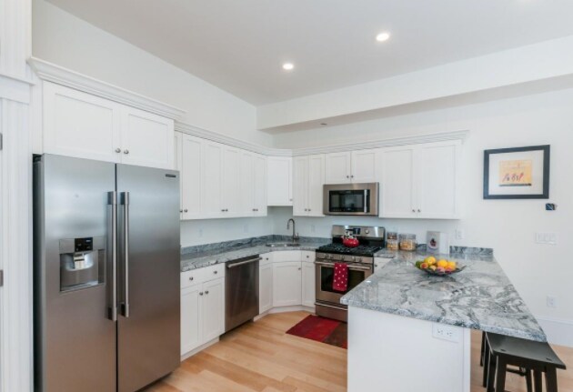 26 Greenville St in Boston, MA - Building Photo - Building Photo
