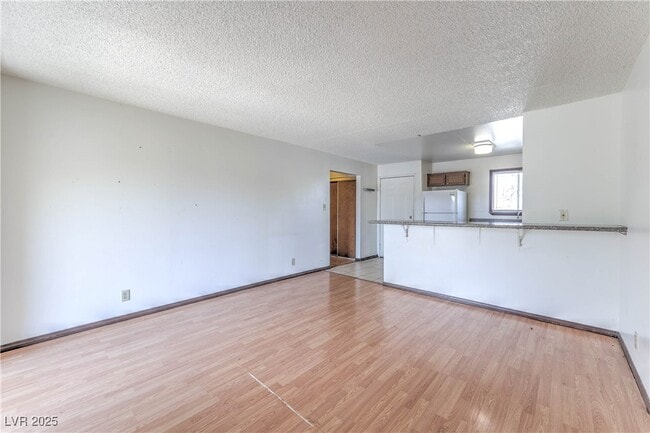 property at 5404 S Swenson St