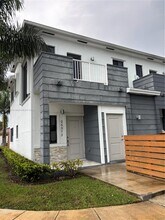 25372 SW 135th Ave in Homestead, FL - Building Photo - Building Photo