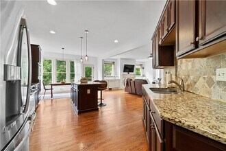 8275 Majors Ridge Way in Cumming, GA - Building Photo - Building Photo