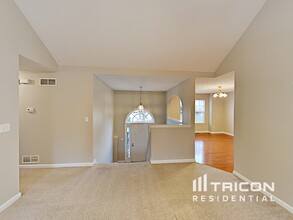 108 Chartres St in Dallas, GA - Building Photo - Building Photo