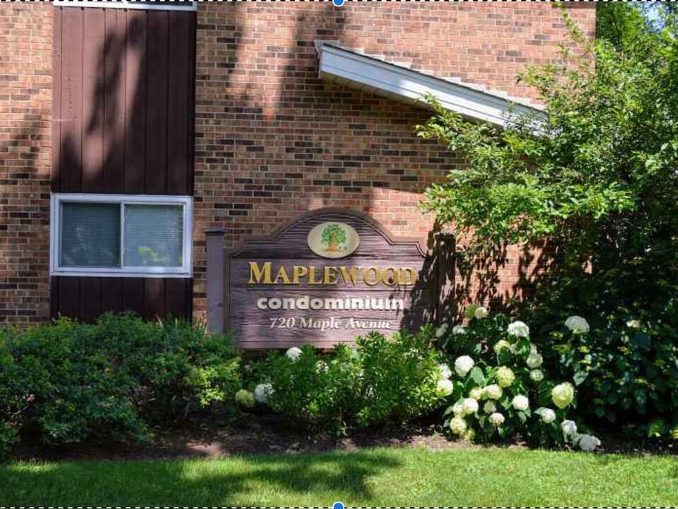 720 Maple Ave Photo