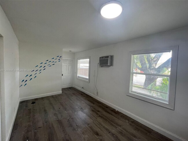 2118 N 19th Ave-Unit -3 in Hollywood, FL - Building Photo - Building Photo