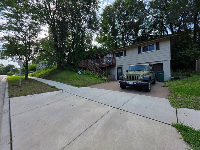 property at 1125 Barland St